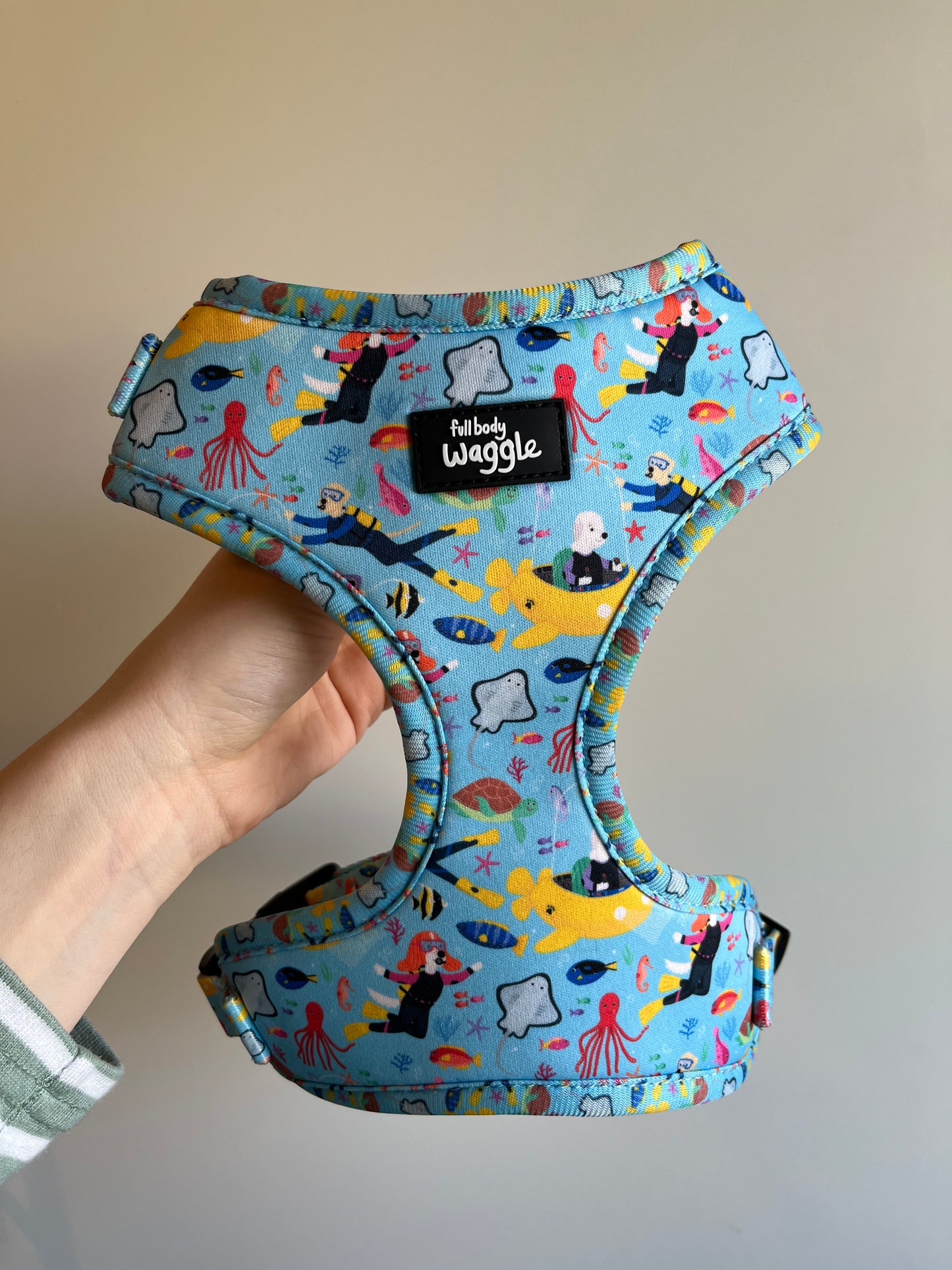 Dogs under the sea - adjustable harness