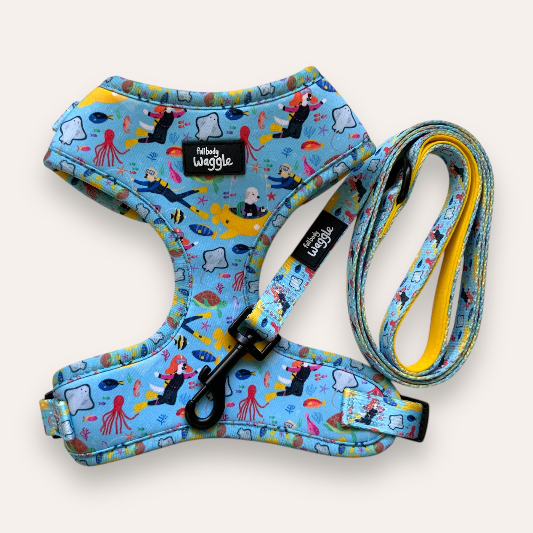 Dogs Under the Sea - Adjustable harness and lead